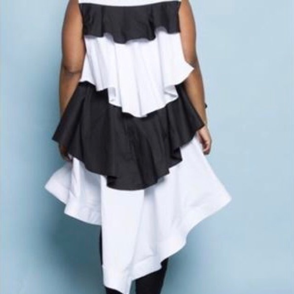 PLUS SIZE Hi Lo Sleeveless Layered Tier Top - Picture 3 of 5